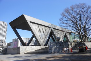 ▼東京都現代美術館 今年で開館20周年を迎えます。
